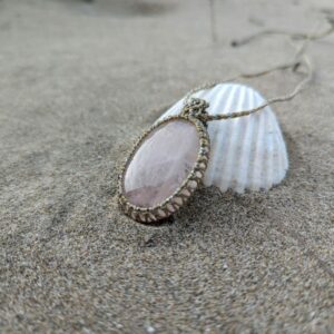 Collier quartz rose indi anne